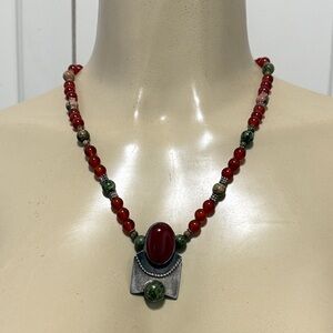 Vintage Elegant Red and Green Beaded Necklace. Sterling